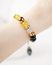 Load image into Gallery viewer, 17 Yellow &amp; White &amp; Black Agate &amp; Gold Bead

